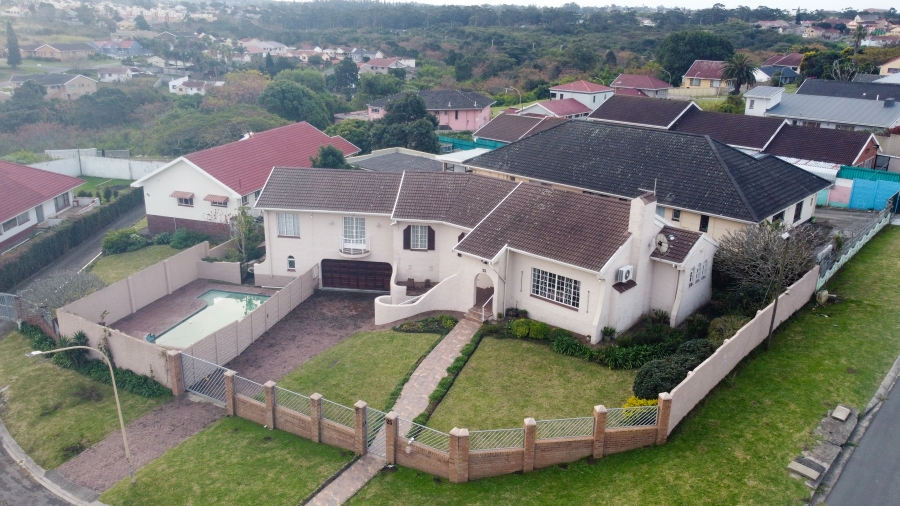 4 Bedroom Property for Sale in Braelyn Heights Eastern Cape